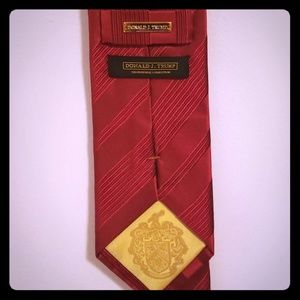 D. Trump Tie